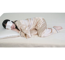 Load image into Gallery viewer, Silk Pillow Case
